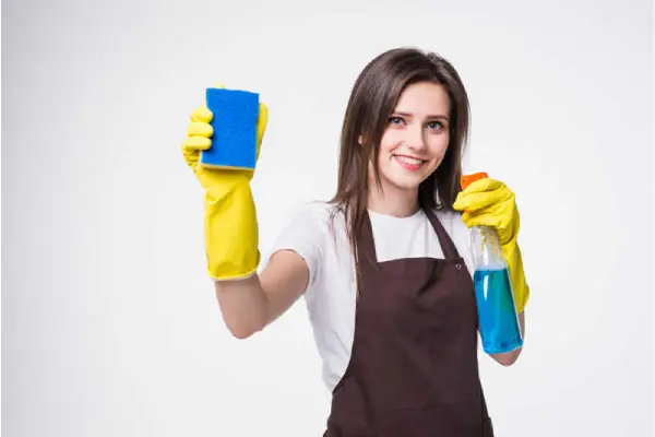 استفاده از خدمات نظافتی در منزل